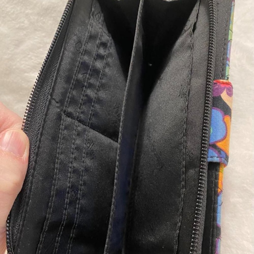 Vera Bradley Floral Fiesta RFID Turnlock (Large) Wallet - Picture 6 of 16